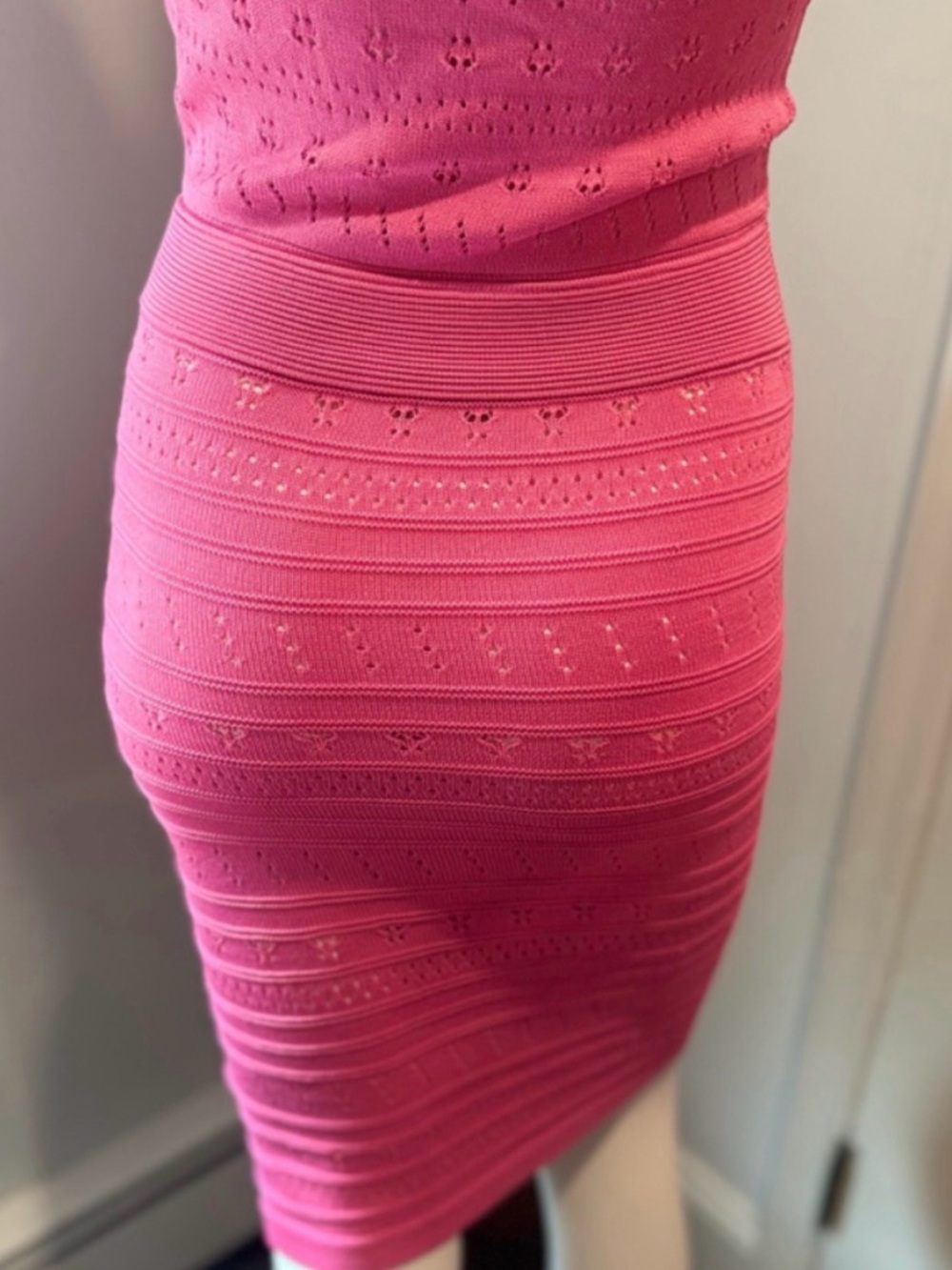 French Connection Pink Pointelle Knit Bodycon Midi Dress | US 6 - Picture 7 of 12